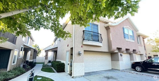 Building Photo - 1611 W 3180 N