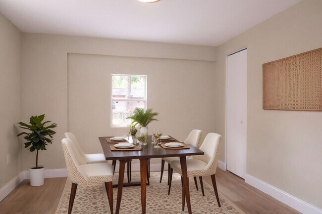 Foto del edificio - Move-In Ready 4 Bedroom, 2 Bathroom Home w...