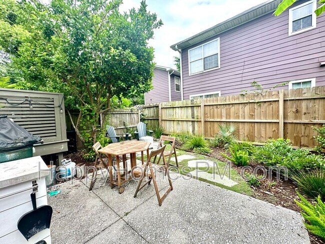 Photo - 13 Nunan St House