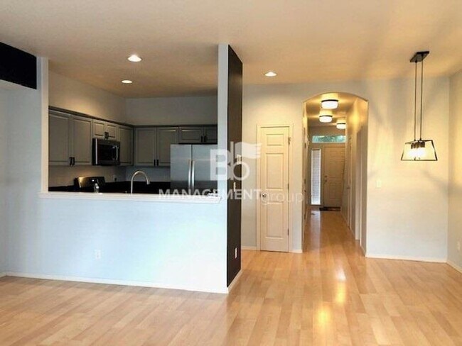 Foto del edificio - 17222 NW Widgi Creek Ct