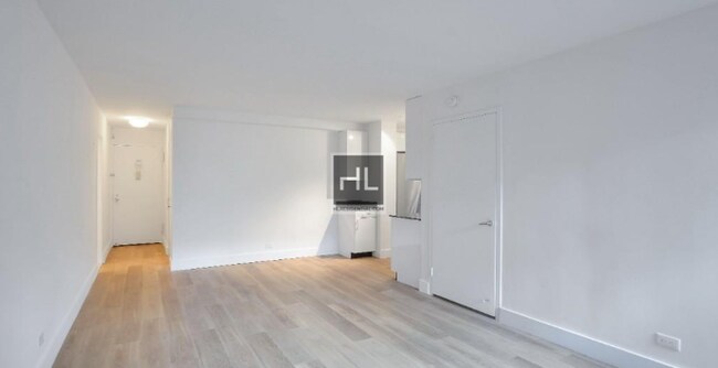 Building Photo - East 34th Street