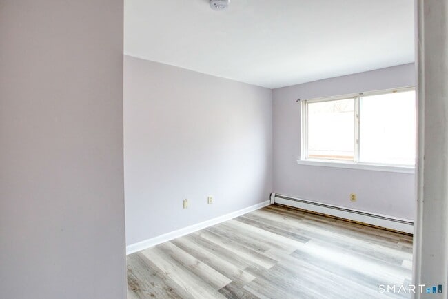 Foto del edificio - 279 Westland St