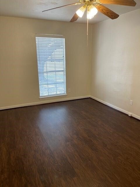 Building Photo - 23118 Bayleaf Dr
