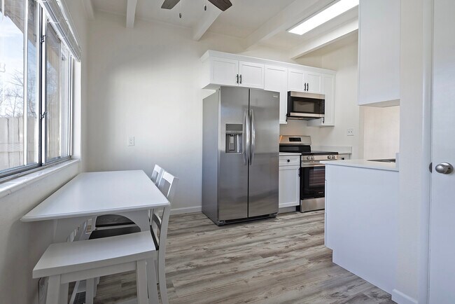 Foto del edificio - 2719 S Melbourne St