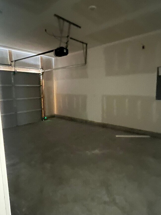 Foto del edificio - Lexington Townhouse - Call Lexington office for information 803-359-0793