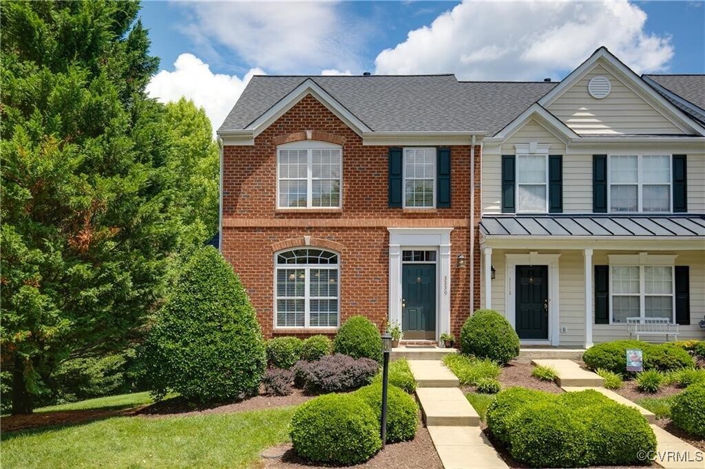 Foto principal - 3230 Friars Walk Ln