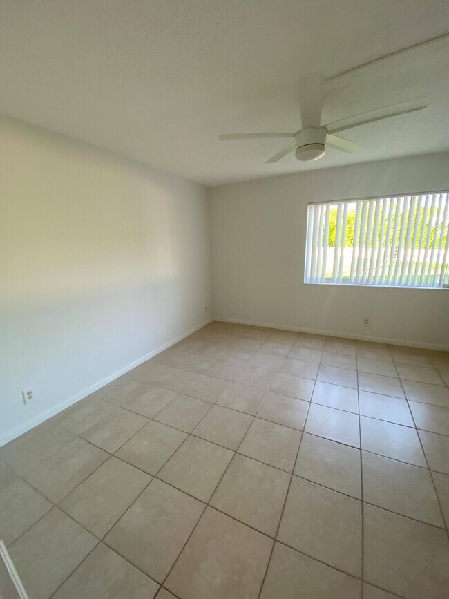 Building Photo - 4709 Sable Pine Cir