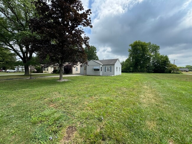 Building Photo - 5713 Burns Rd