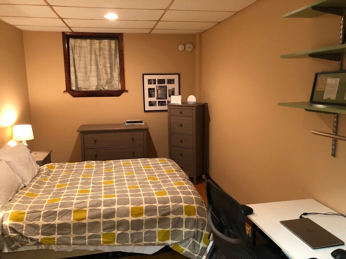 Building Photo - Cozy 1 bedroom