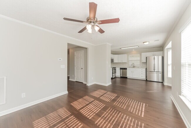 Foto del edificio - 2618 River Meade Way