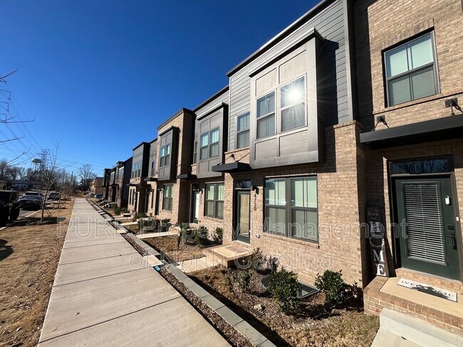 Foto del edificio - 4730 Chastain Ave