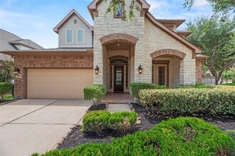 Building Photo - 28719 Hemlock Red Ct