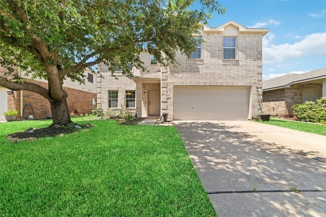 Building Photo - 9823 Lynette Falls Dr