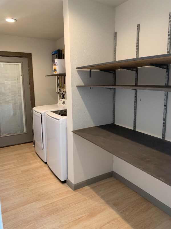 Building Photo - 455 US-287