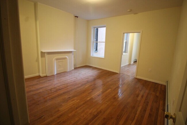 Building Photo - 96 Wayne Street, Unit 3
