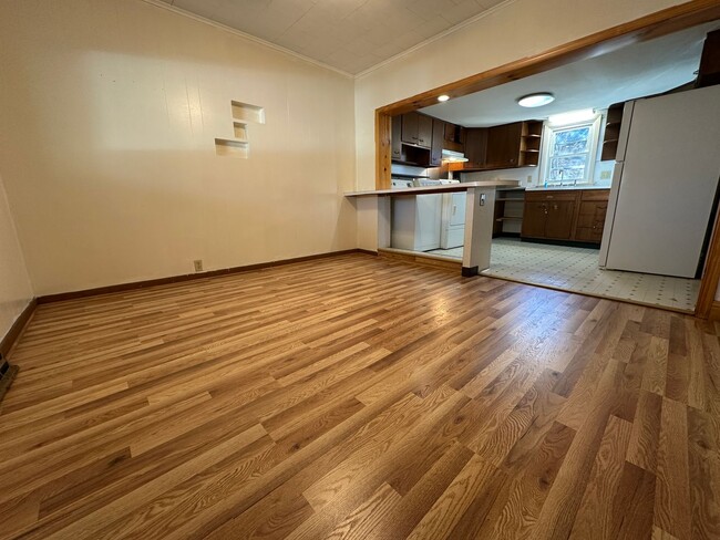 Building Photo - 111 S Titus Ave