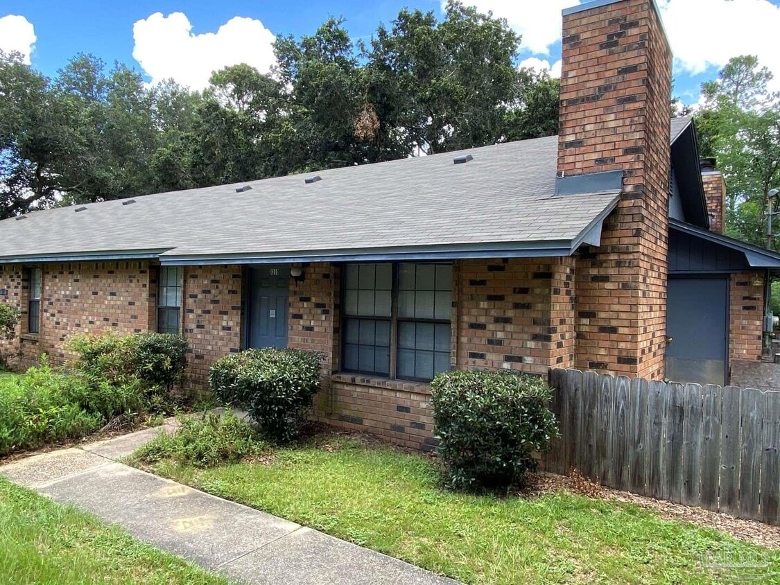 3310 Pine Forest Rd, Cantonment, FL 32533 House Rental in Cantonment
