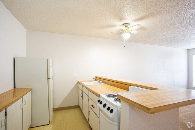 1HAB, 1BA - 625 ft² - Unicorn Apartments