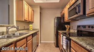 Foto principal - 3830 E Lakewood Pkwy E