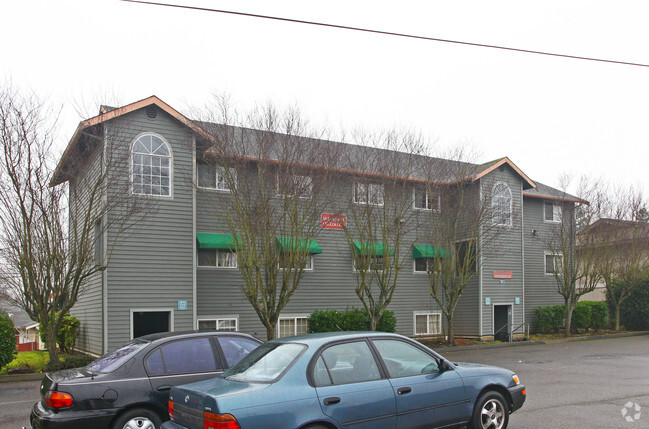 The Apartments at 7605 Pacific Ave - Madrona Apartments