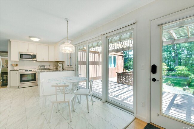 Foto del edificio - 1075 Inlet Ln