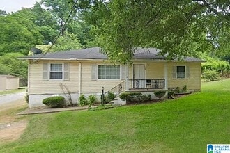 Building Photo - 305 Rose Hill Rd