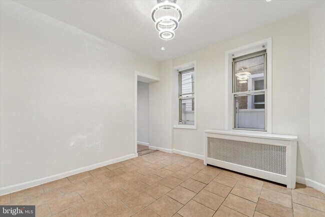 Building Photo - 3052 Aramingo Ave