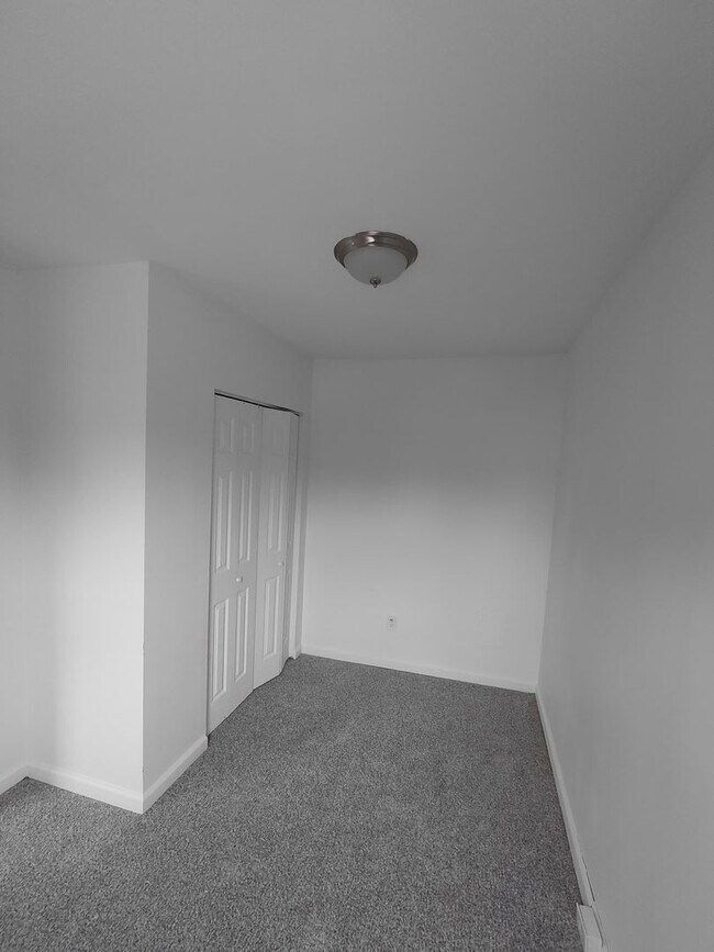 Foto del edificio - 27 W Fornance St