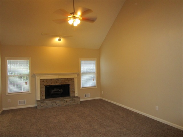 Building Photo - 305 Saddle Wood Drive