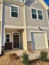 Building Photo - 463 Fran Dr