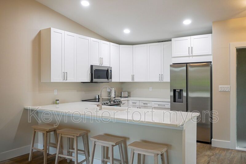 Primary Photo - 17749 Grande Bayou Ct