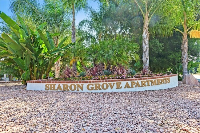 Building Photo - Sharon Grove Apartments