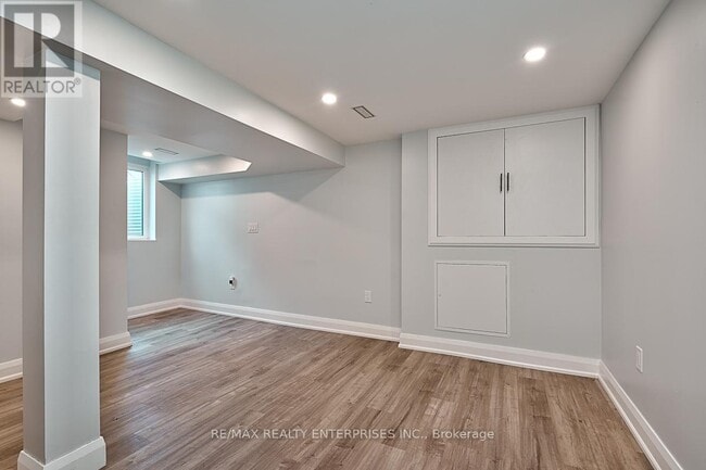 Photo du bâtiment - 2 Holmstead Ct