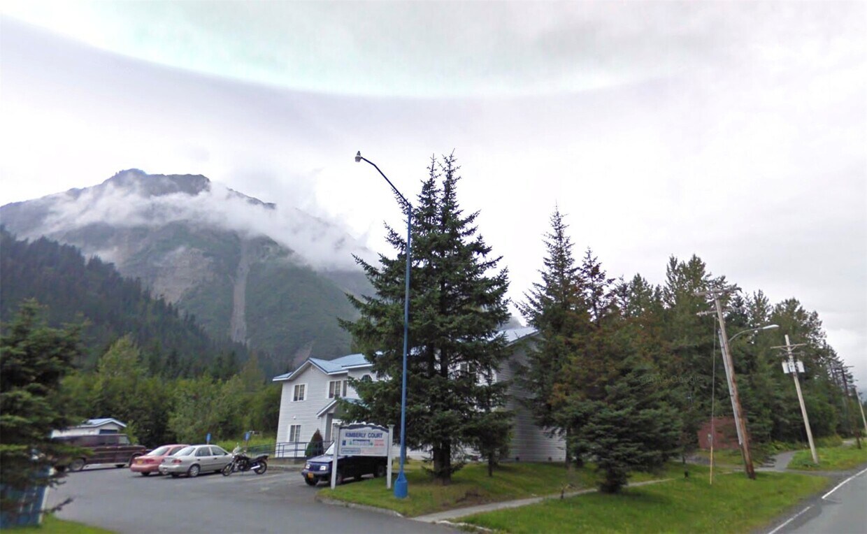 Foto del edificio - 1821 Swetmann Ave