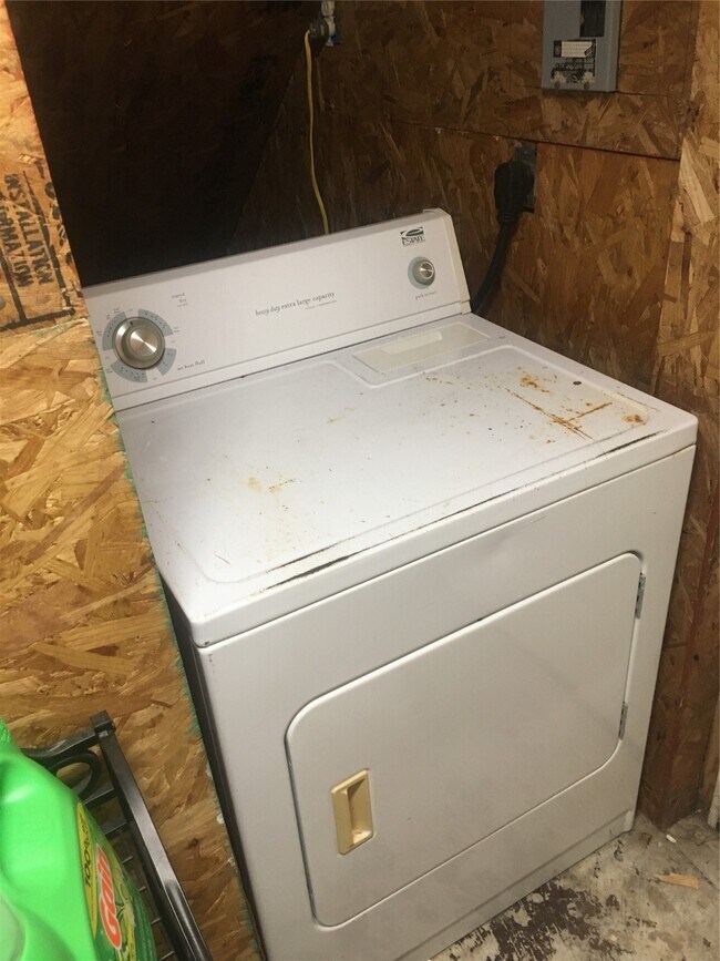 Foto del edificio - 3818 Hamid Blvd