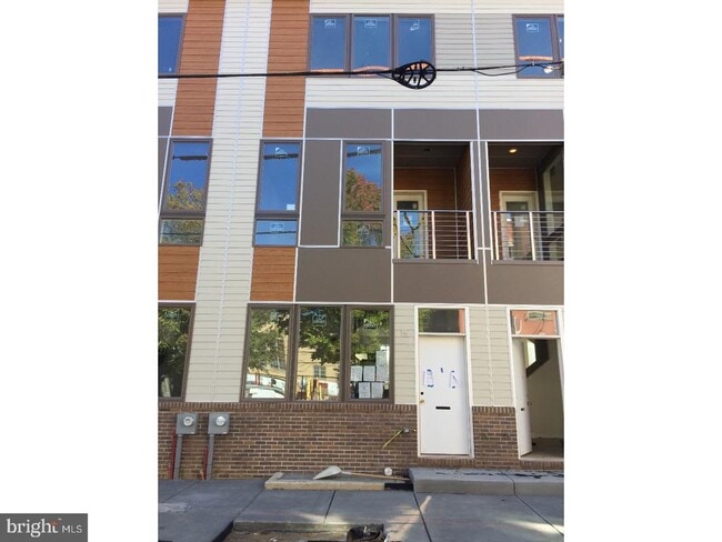 Building Photo - 1008 Mt Vernon St