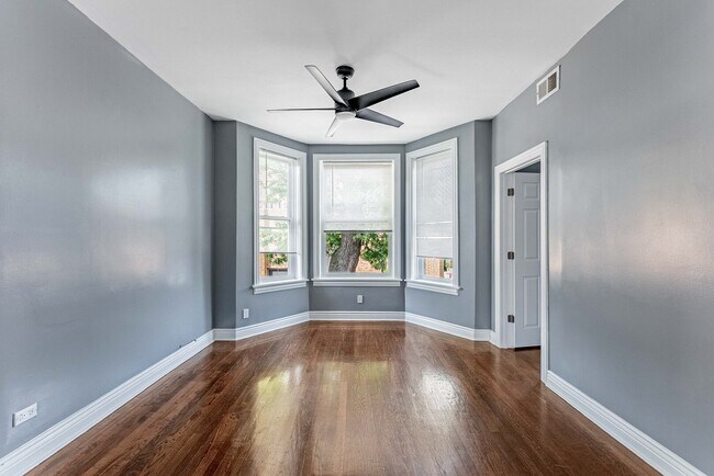 Foto del edificio - 3535 W Walnut St