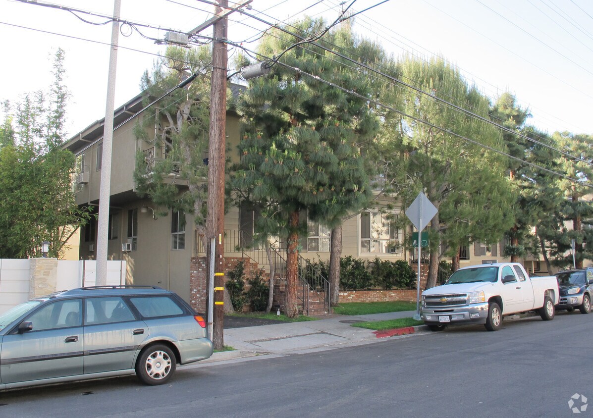 Building Photo - 12320 Texas Ave