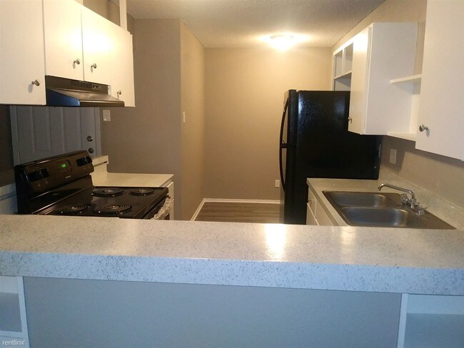 Building Photo - 1 br, 1 bath Apartment - Osprey Apartments