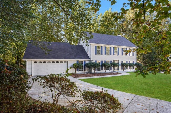 Foto del edificio - 6493 Crooked Creek Pl