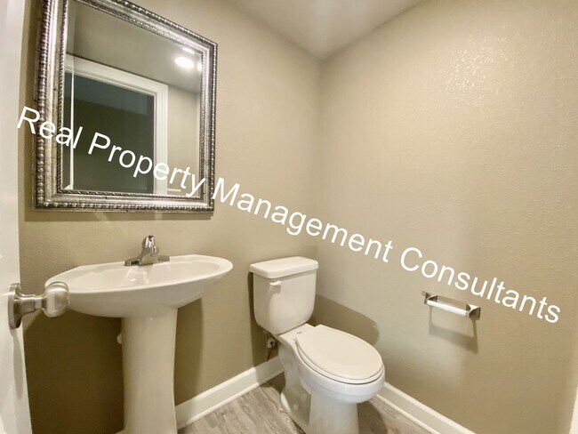 Foto del edificio - 2 Bedroom in Raymore!