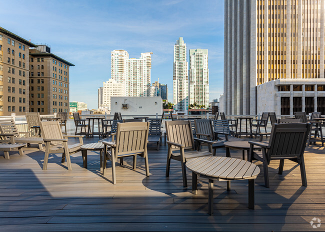 Rooftop - Atrium Life