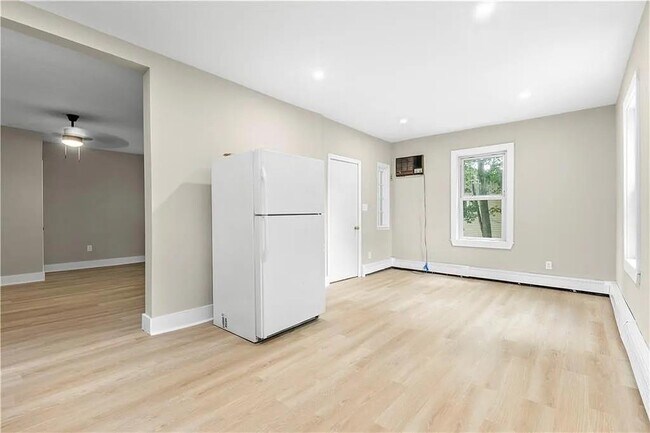 Foto del edificio - 715 Elm St