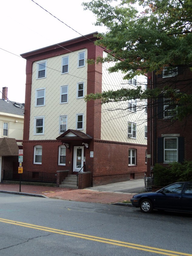 92 Danforth St Unit 1.0, Portland, ME 04101 Apartments in Portland