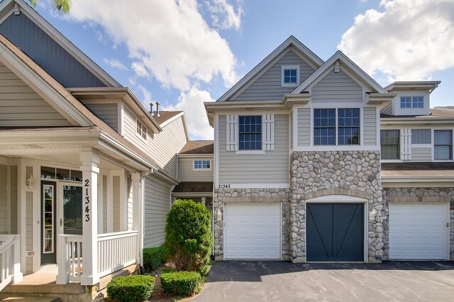 Primary Photo - 21345 Windy Hill Dr
