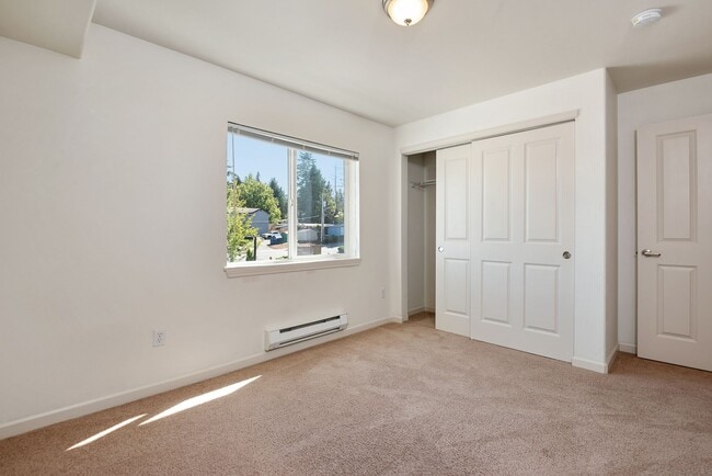 Interior Photo - RM Rosemont Apartments
