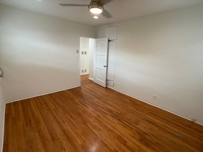 Bedroom - 1755 Silver Lake Blvd