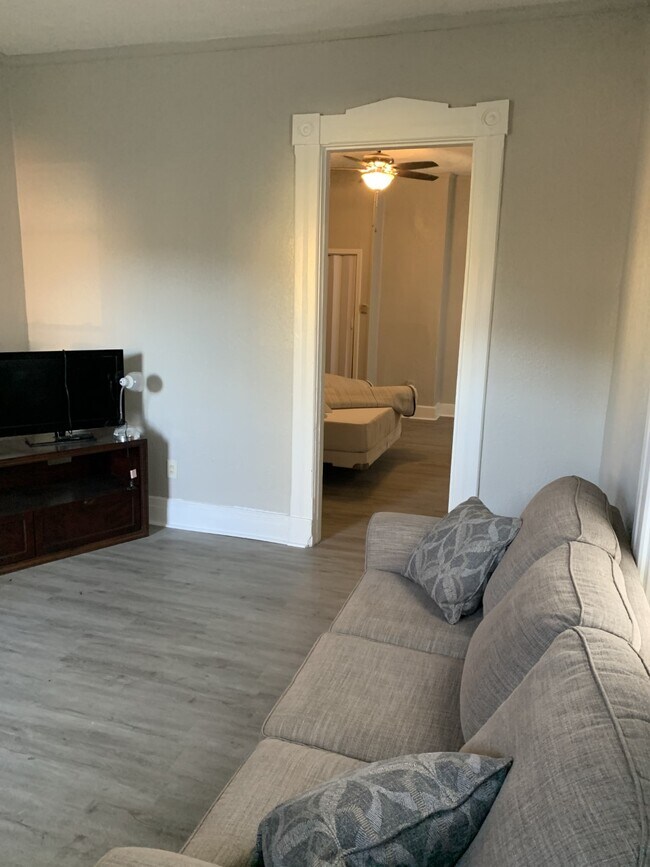 Foto del edificio - 84 Vine St