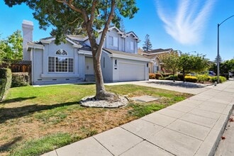 Building Photo - 1572 Grackle Way
