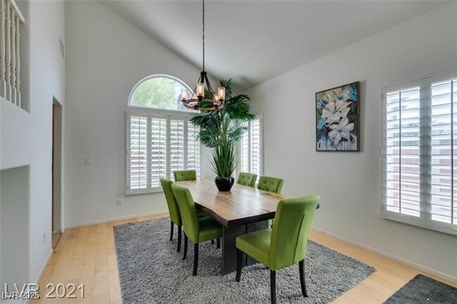 Building Photo - 1827 Cavendish Way